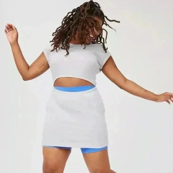 NWOT Aerie Offline Weekend Fleece Cut Out Dress Heather Gray Size M - Picture 2 of 6